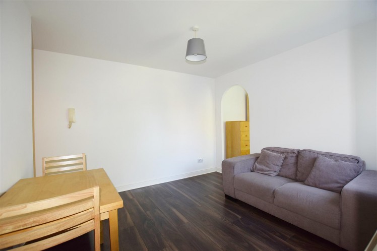 View Full Details for Upton Close, Cricklewood, London