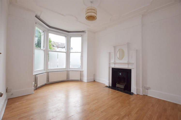 View Full Details for Gillingham Road, Cricklewood, London