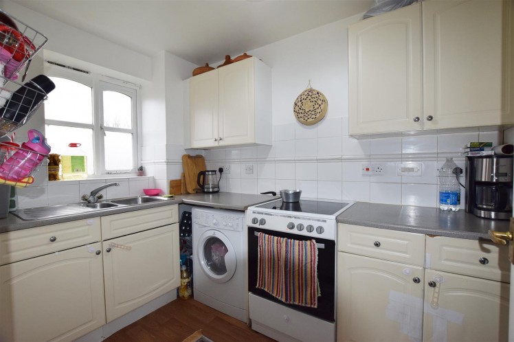 View Full Details for Upton Close, Cricklewood, London