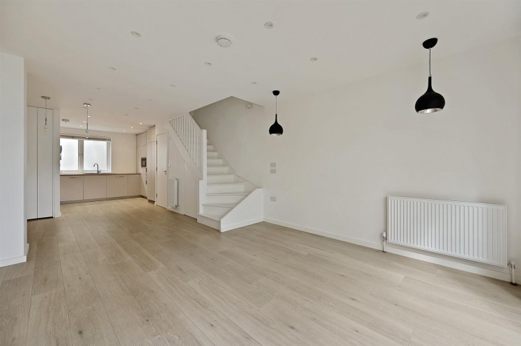 View Full Details for New Trinity Road, East Finchley, London