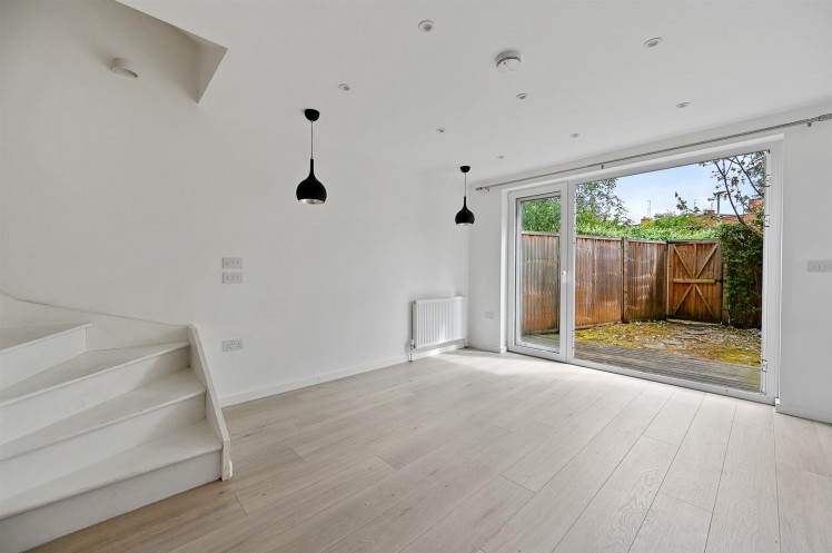 View Full Details for New Trinity Road, East Finchley, London