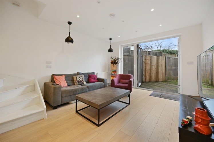 View Full Details for New Trinity Road, East Finchley, London