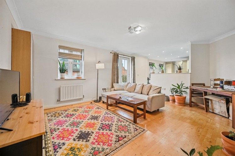 View Full Details for Shillingford Close, Mill Hill East, London, NW7