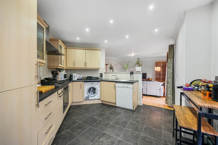 View Full Details for Shillingford Close, Mill Hill East, London, NW7