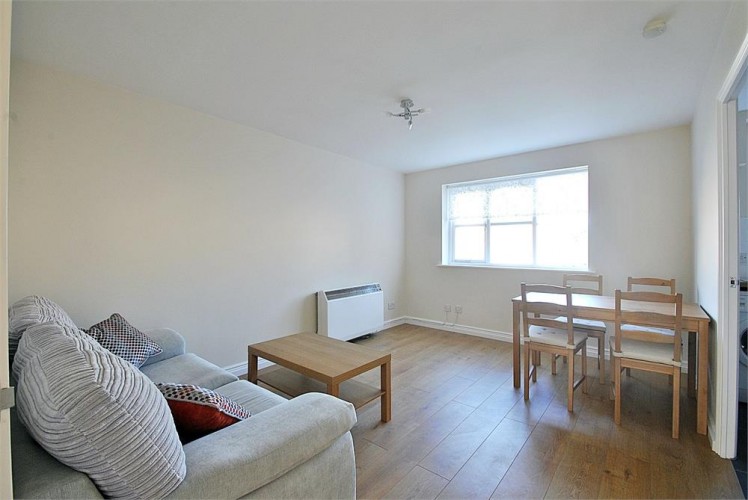 View Full Details for Westcombe Court, 32 Somerton Road, London
