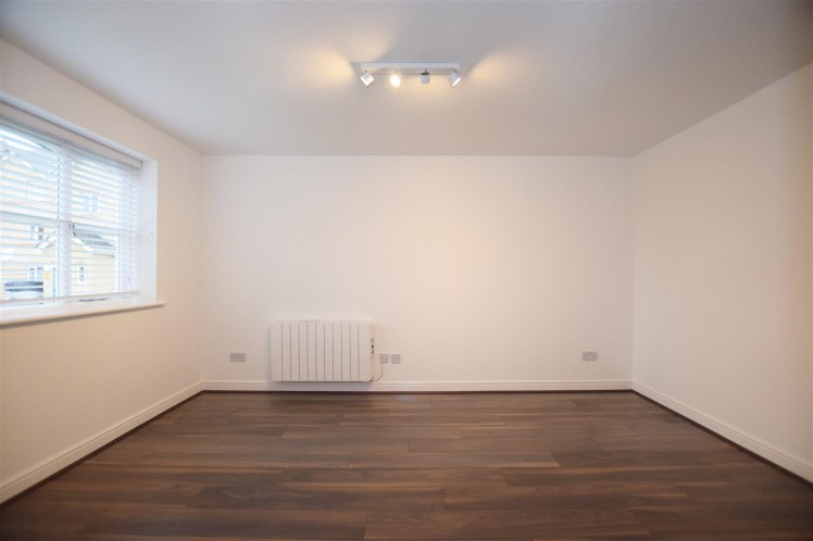 View Full Details for Windmill Drive, Cricklewood, London