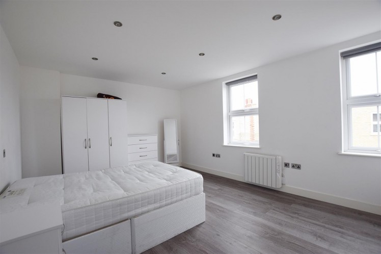 View Full Details for Temple Fortune Mansions, Finchley Road, Temple Fortune
