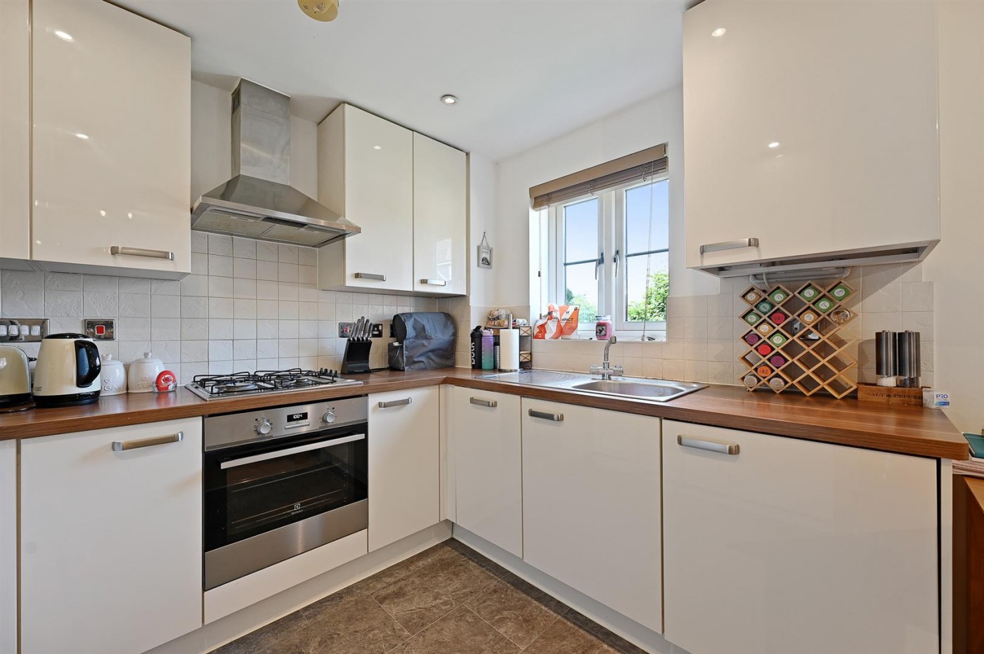 Images for Avian Avenue, Frogmore, St Albans