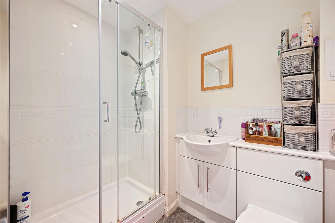 Images for Avian Avenue, Frogmore, St Albans