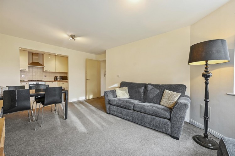 View Full Details for Avian Avenue, Curo Park, Frogmore