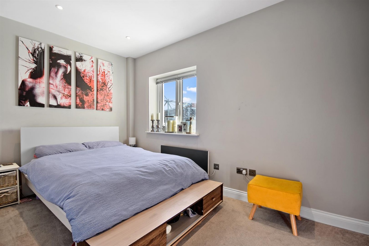 Images for Red Lion Court, 105a Vicarage Road, Watford
