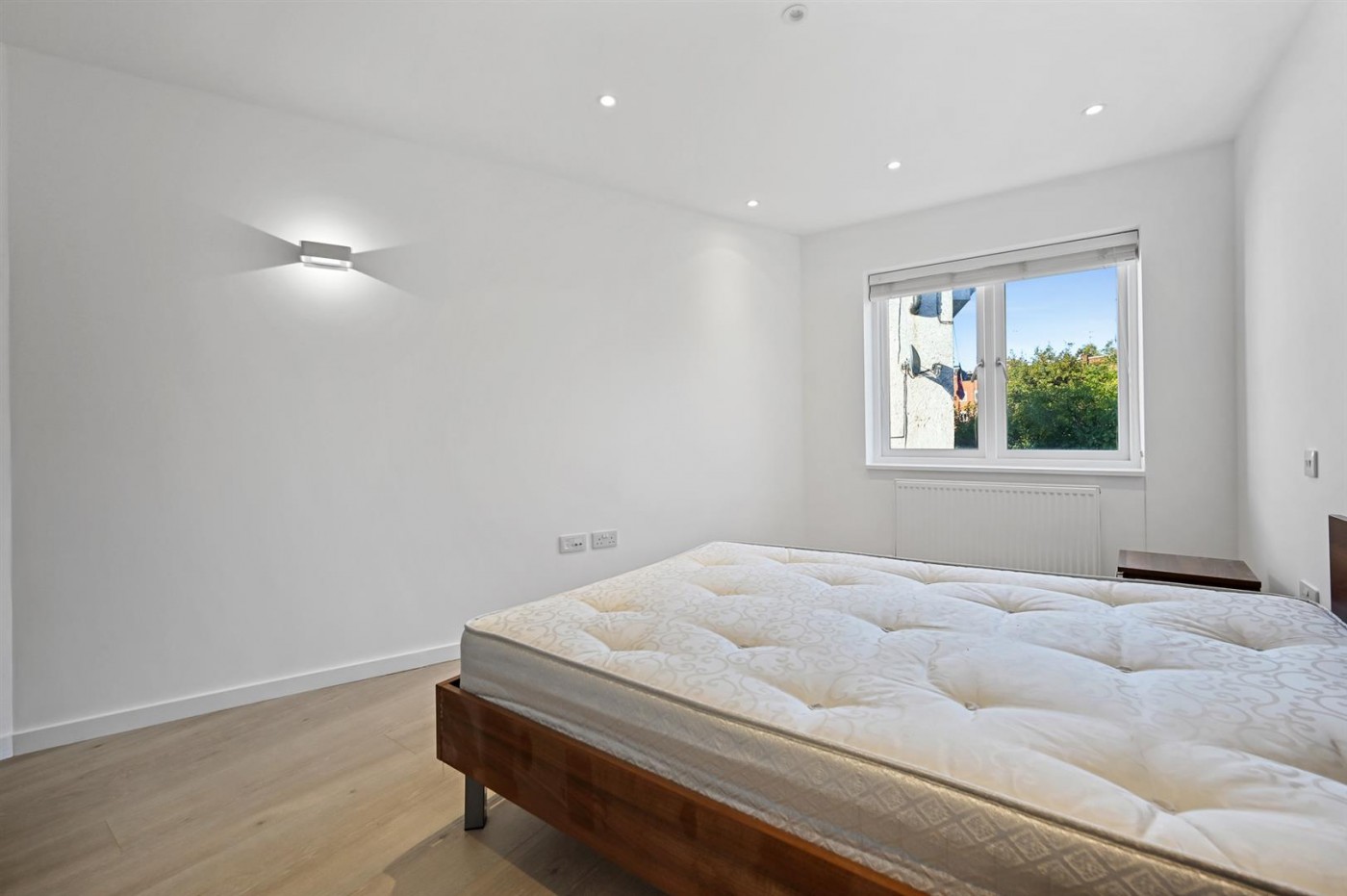 Images for New Trinity Road, London