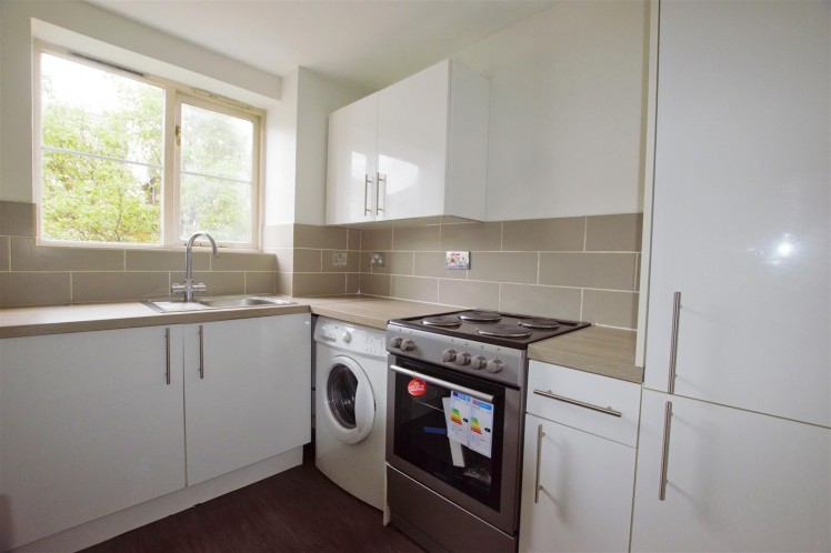 View Full Details for Dairyman Close, Cricklewood, London, NW2