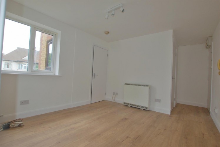 View Full Details for Draycott Close, Cricklewood, London, NW2