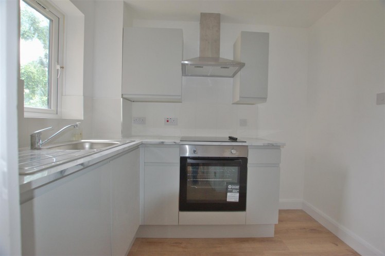 View Full Details for Draycott Close, Cricklewood, London, NW2