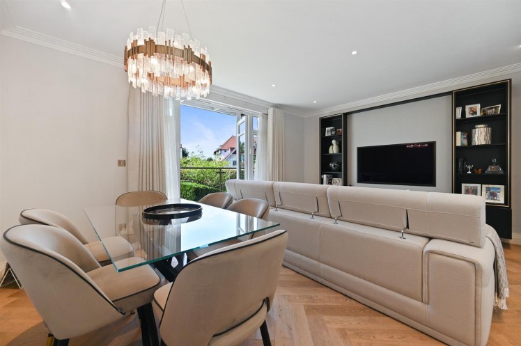 View Full Details for Portland Court, Hendon Lane, London, N3