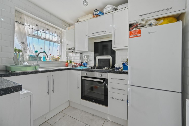 View Full Details for Elmcroft, Merryfield Gardens, Stanmore, HA7