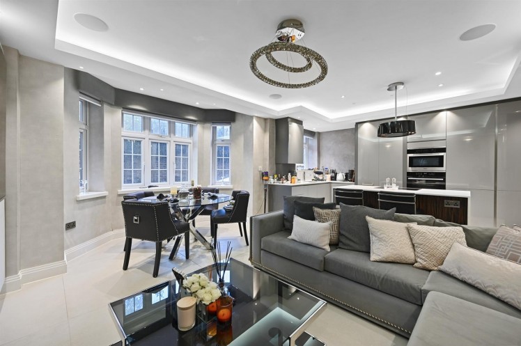 View Full Details for Wellington Court, 55-67 Wellington Road, St Johns Wood