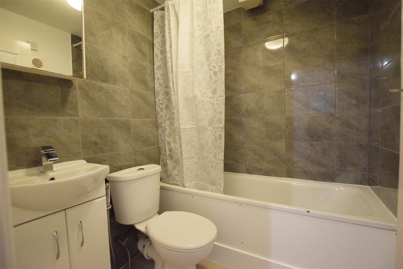 Images for Woodvale Way, Cricklewood, London