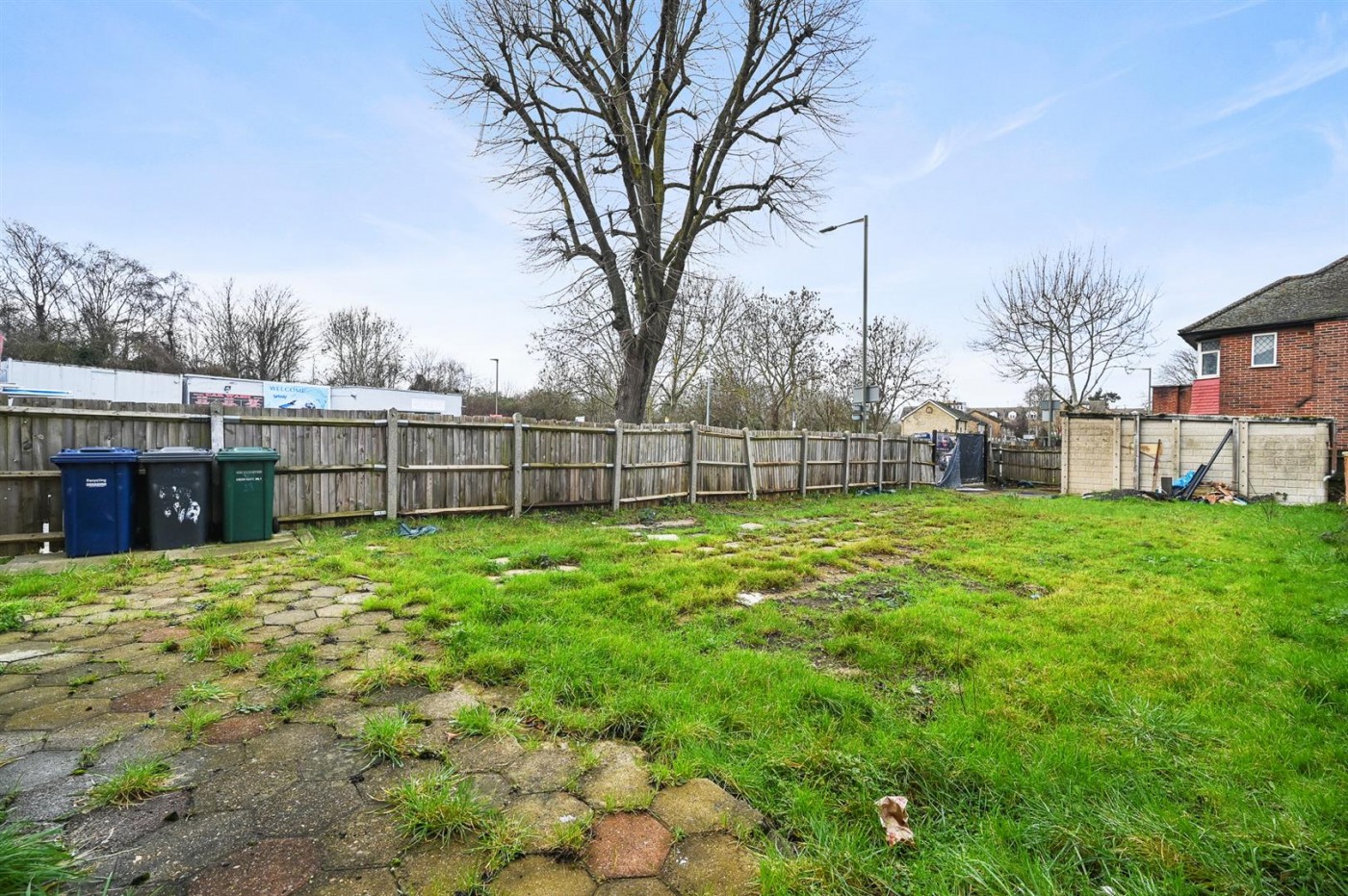 Images for Chiltern Gardens, London