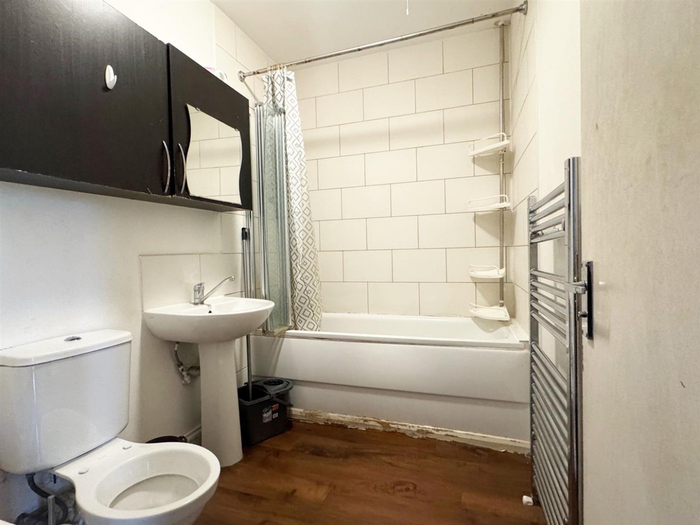 Images for Grampian Gardens, London