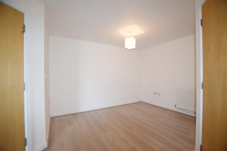View Full Details for Wilmington Close, Watford