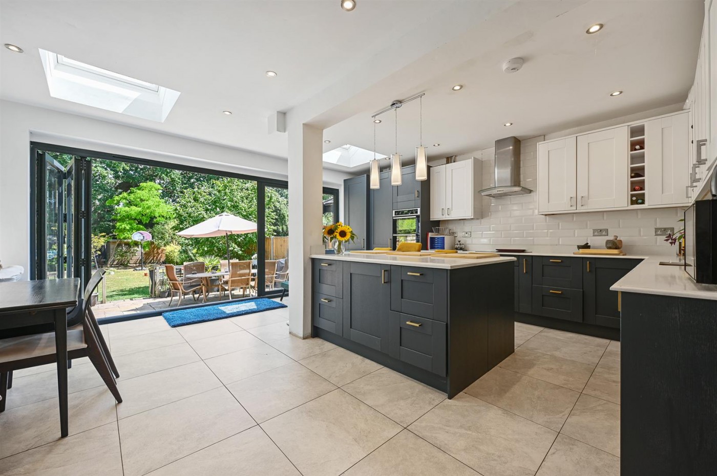 Images for Whitchurch Gardens, Canons Park, HA8